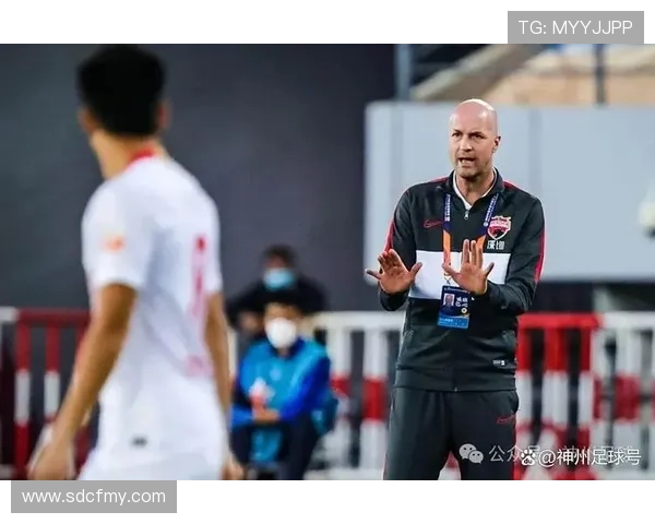 克鲁伊夫战术启示