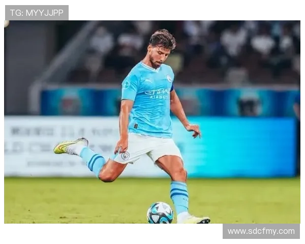 鲁本·迪亚斯:三冠王赛季防线核心解析 鲁本·迪亚斯:三冠王赛季防线核心解析