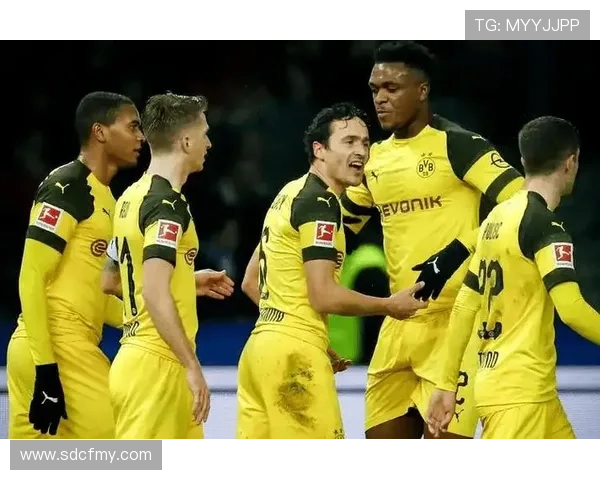 多特蒙德新帅战术大变革,球队矛盾升级引发豪门崛起危机 多特蒙德新帅战术大变革,球队矛盾升级引发豪门崛起危机